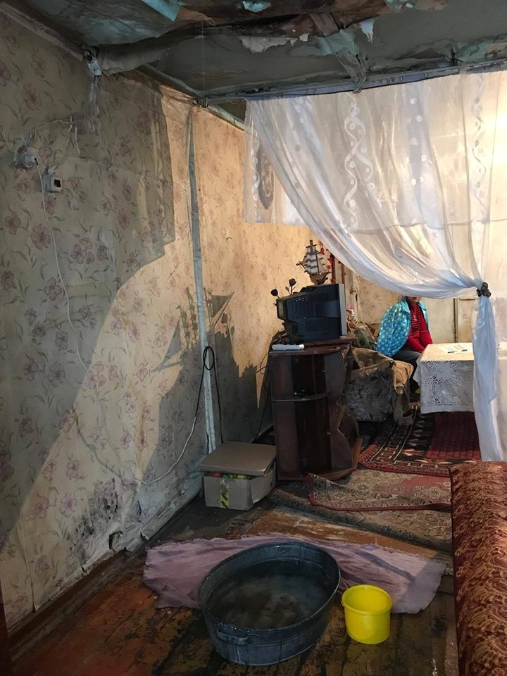 Գյումրիում տասնյակ միայնակ անօթևան տարեցներ կաթոցների տակ