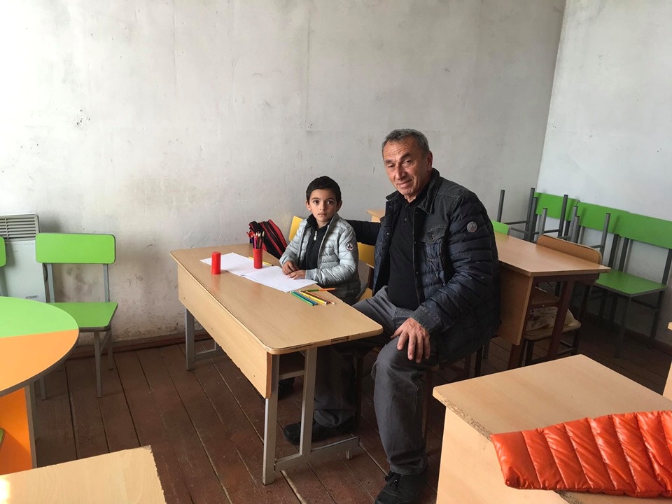 Վահան Թումասյան. «Հայաստանի ամենափոքր դպրոցում, որն ունի ընդամենը մեկ աշակերտ…»